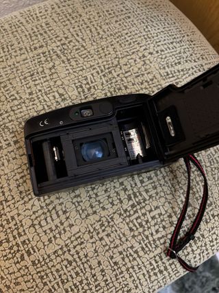 Yashica Zoomate 70 - Cámara compacta analógica