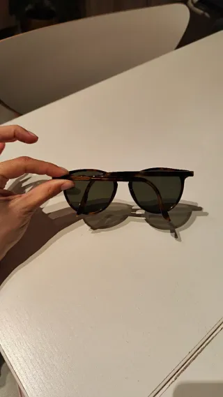 Gafas de sol mujer con montura redondeada