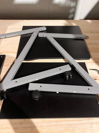 Mesa de ordenador con bandeja extraíble N213