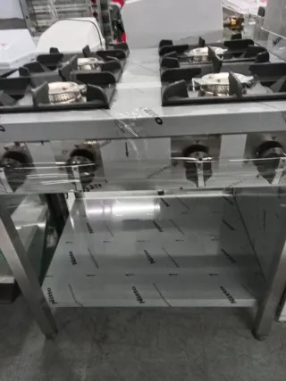 Cocina industrial 4 fuegos Tlf674470944