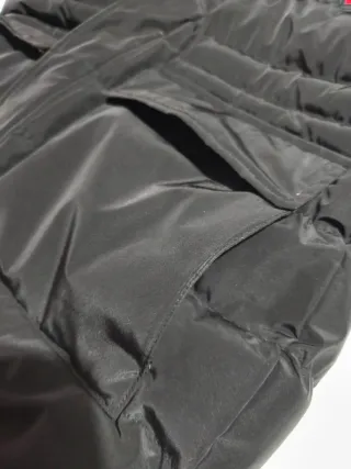 Abrigo acolchado TL con capucha