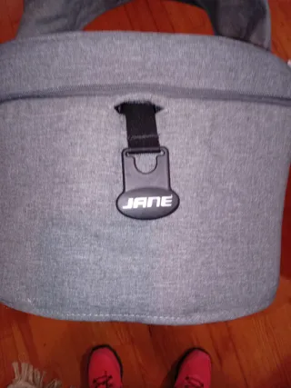 Capazo para bebé gris