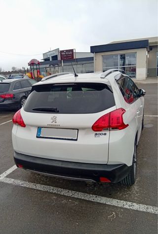 Peugeot 2008 2015