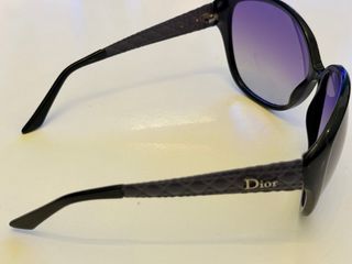 Gafas de sol mujer Dior negras y moradas