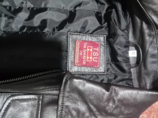 Cazadora de cuero TSU Negra