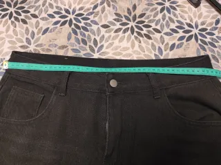 Jeans neri con strass tg. XL