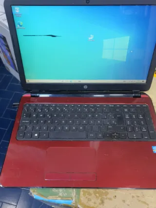 Portátil HP Rojo