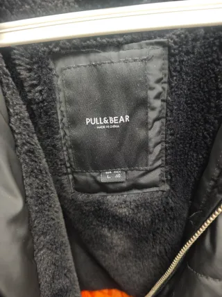 Parka Pull&Bear Negra Talla M