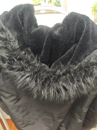 Parka Pull&Bear Negra Talla M