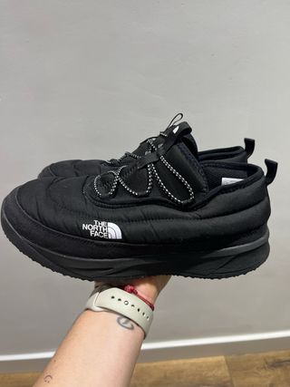 Descansos The North Face Negros