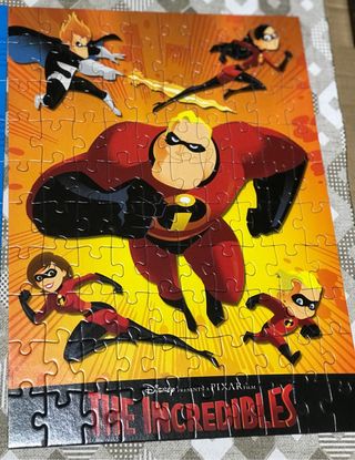 2 Puzzles Disney Pixar Los Increíbles