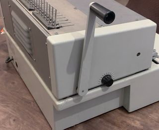 Encuadernadora IBICO EPK-21 Eléctrica