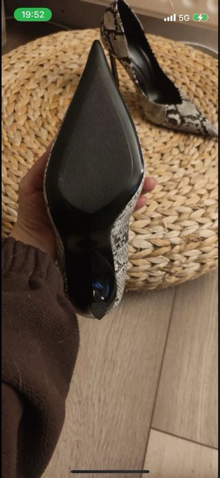 Zapatos de tacón Zara estampado serpiente nuevos