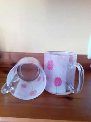 Tazas Luminarc con tulipanes rosas