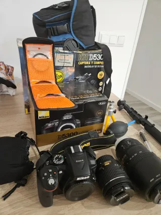 Kit Cámara Nikon D5300 + 2 Objetivos + Accesorios