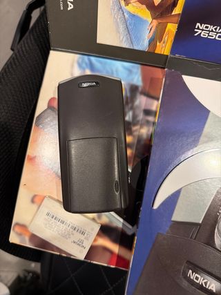 Nokia 7650 con caja