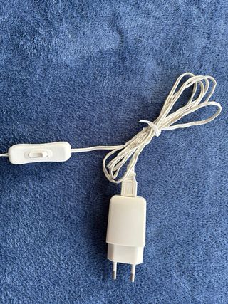 Lámpara LED IKEA de escritorio