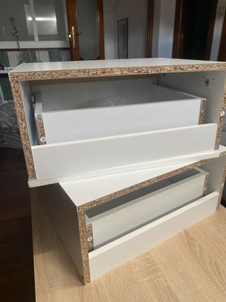 2 mesitas de noche blancas/madera