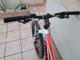 Bicicleta Giant Talon 27.5 in alluminio