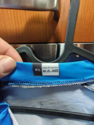 Mono para ciclismo o patines talla XL.