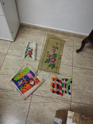 Lote 3 cañamazos Petit Point con Hilos incluidos