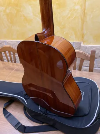 Guitarra Clásica Admira Málaga