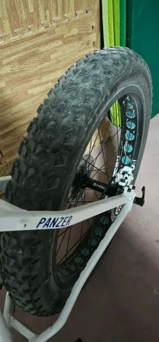 Fat bike Bicicleta Mondraker Panzer