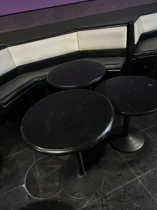 8 Tavoli da bar rotondi 60x60 con base in metallo