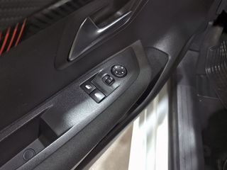 Peugeot 208 BlueHDi 73kW (100CV) Active