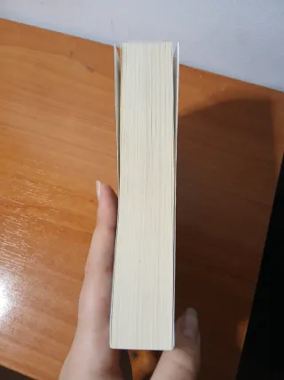 Nosotros en la luna: El libro más vendido del a...