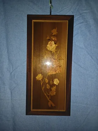 Quadro in legno intarsiato floreale vintage