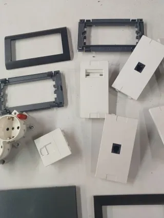 Componentes modulares para electricidad