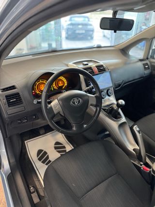 Toyota Auris 2008