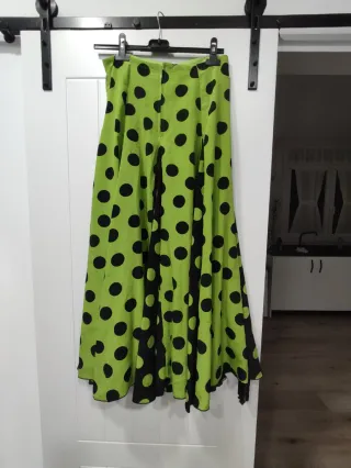 Falda flamenca lunares verde y negro