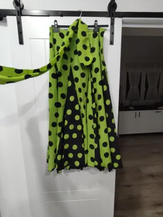 Falda flamenca lunares verde y negro