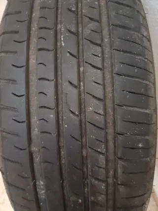 Llanta Ford 5 radios