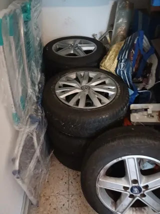 Llanta Ford 5 radios