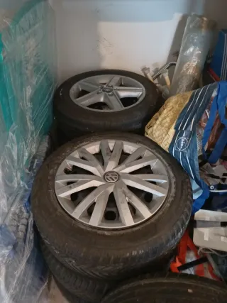 Llanta Ford 5 radios