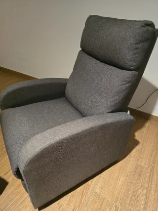 Sillón relax gris tela