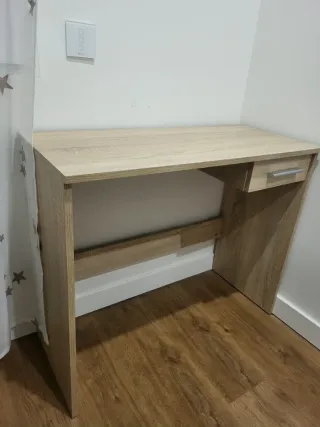 Mesa escritorio madera y metal