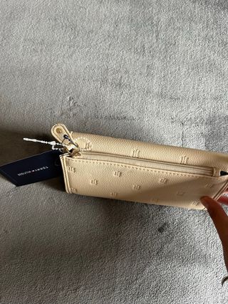 Cartera wallet Tommy Hilfiger Beige