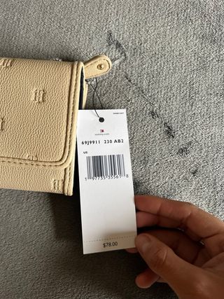 Cartera wallet Tommy Hilfiger Beige