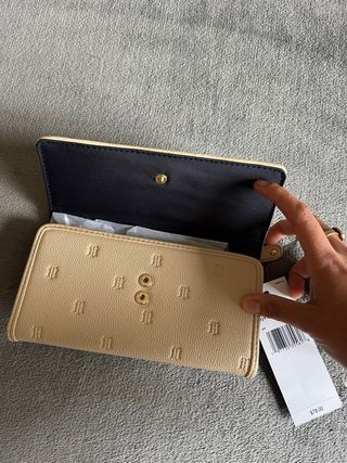Cartera wallet Tommy Hilfiger Beige
