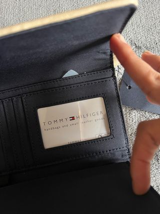 Cartera wallet Tommy Hilfiger Beige
