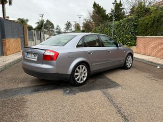 -AUDI A4 1.9 TDI 130CV SLINE-