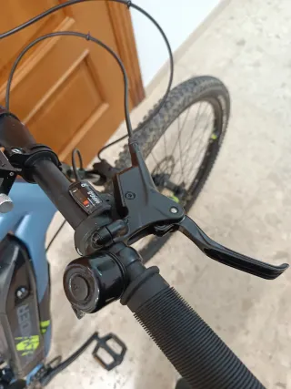 Bici eléctrica Rockrider eST100