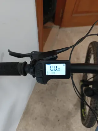 Bici eléctrica Rockrider eST100