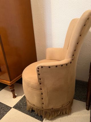 Sillón giratorio vintage beige