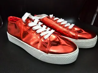 Zapatillas trainers Green Coast 38 rojo metalizado