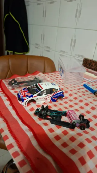 Peugeot 207 Avant Slot